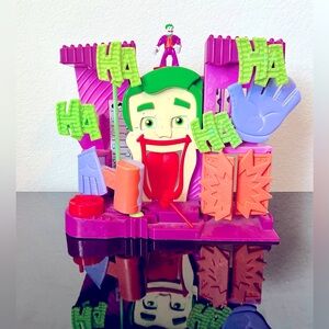 Imaginext DC Super Friends The Joker's Fun House